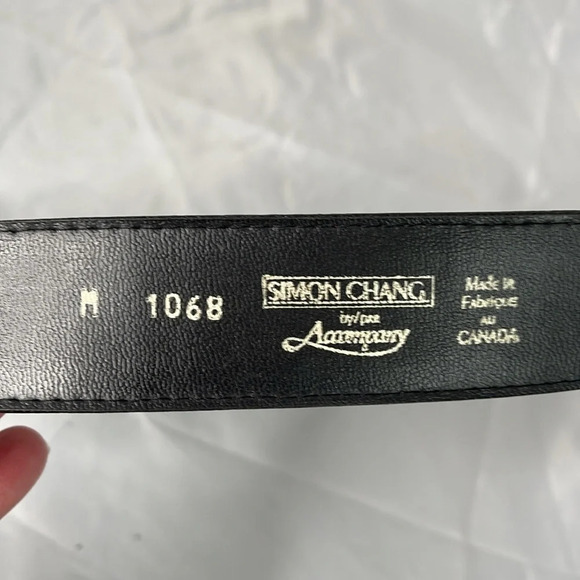 VINTAGE 90’s Simon Chang Reptile Embossed Belt Burgundy Gold Buckle Leather M - Picture 7 of 10